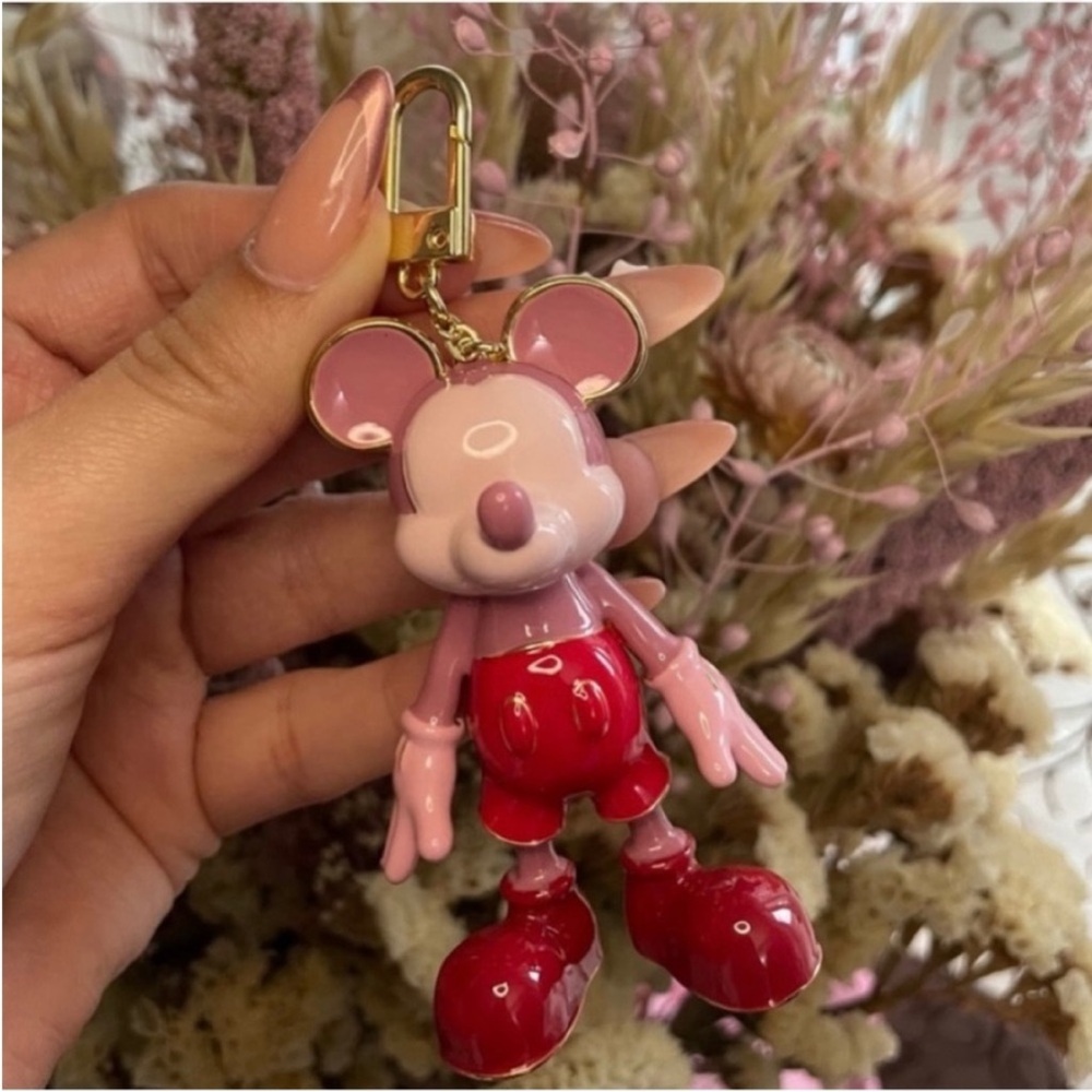 NWT Disney x Baublebar Mickey Mouse pink and red gold outlined keychain charm